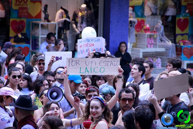03-06-2012marcha_das_vadias_londrina_05.jpg