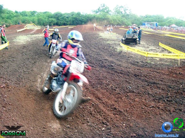 081.jpg