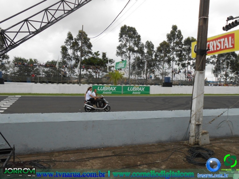 07-04-2013_formula_truck_096.jpg