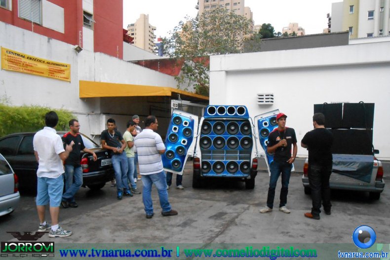 12-03-2013_Diego_Vinicius_Posto_Gasolina_2800629.jpg