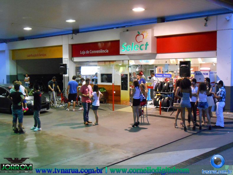 12-03-2013_Diego_Vinicius_Posto_Gasolina_2801329.jpg