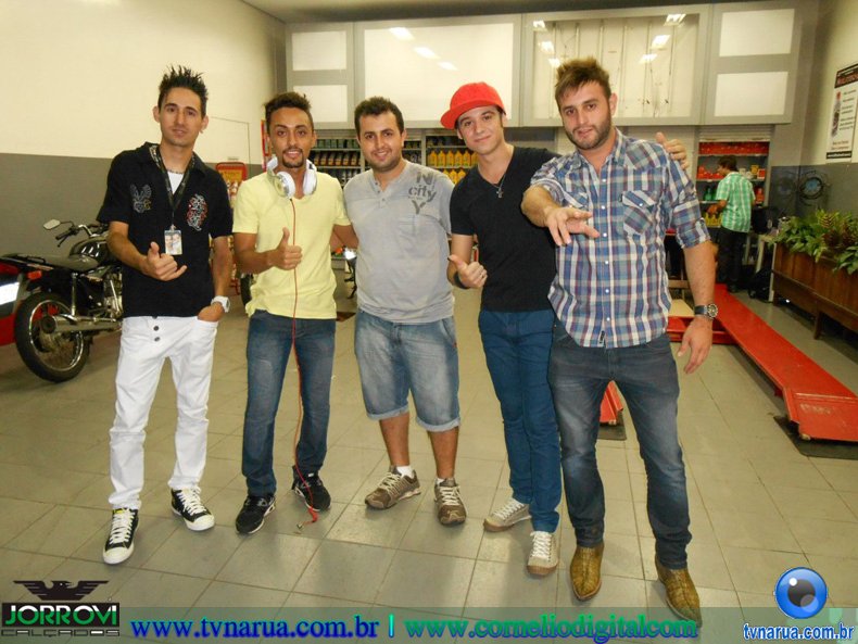 12-03-2013_Diego_Vinicius_Posto_Gasolina_2803629.jpg