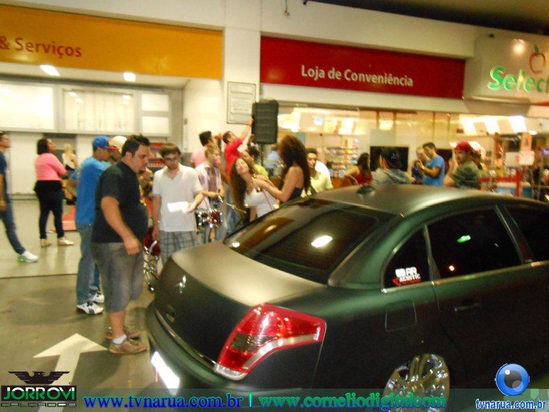 12-03-2013_Diego_Vinicius_Posto_Gasolina_2804529.jpg
