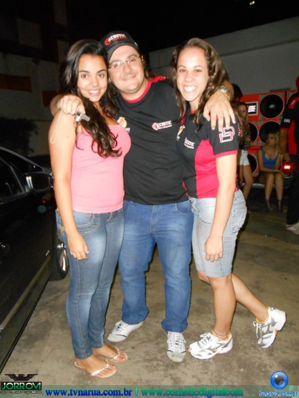 12-03-2013_Diego_Vinicius_Posto_Gasolina_2805229.jpg
