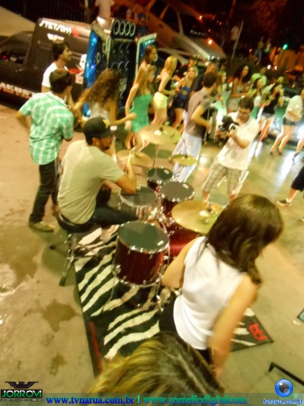 12-03-2013_Diego_Vinicius_Posto_Gasolina_2809429.jpg