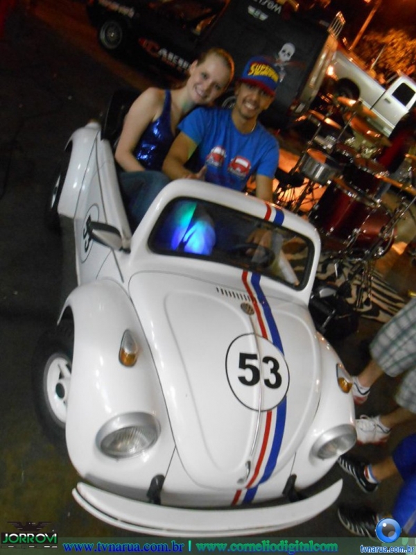 12-03-2013_Diego_Vinicius_Posto_Gasolina_2814729.jpg
