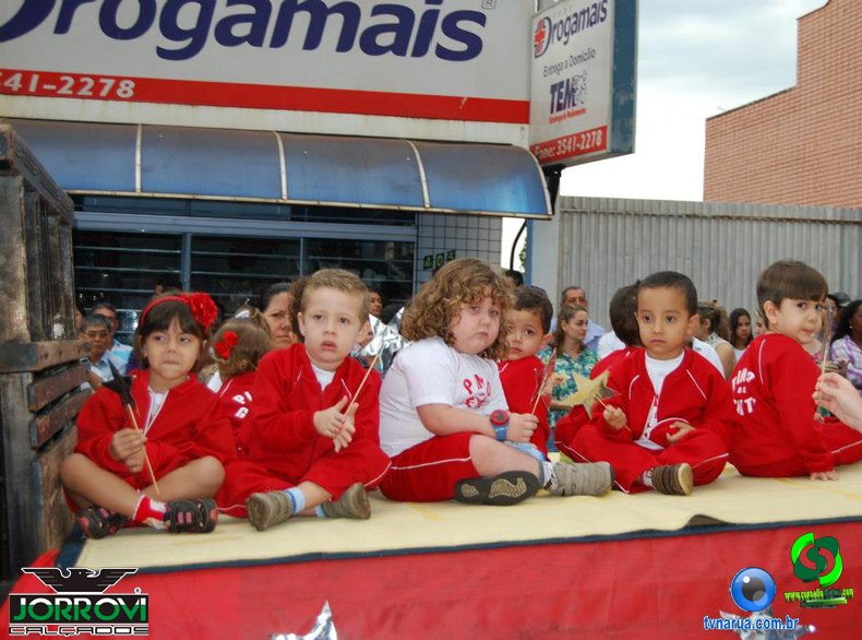 196.jpg