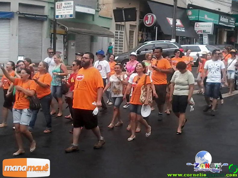 12-02-2015_funcionarios_estaduais_44.jpg