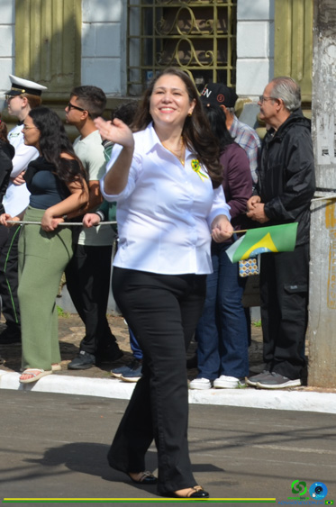DSC_9001-2.jpg