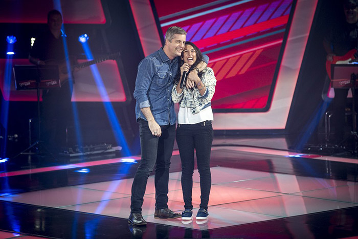 De Andirá para o Mundo: Thay Araujo escolhe sucesso de Victor & Leo para sua apresentação no  "The Voice Kids "