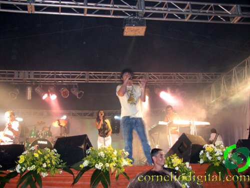 Festa do Hawaii em Cornélio foi Sucesso Total