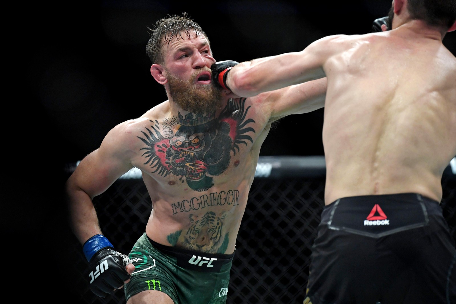 Conor pede revanche contra o russo Khabib