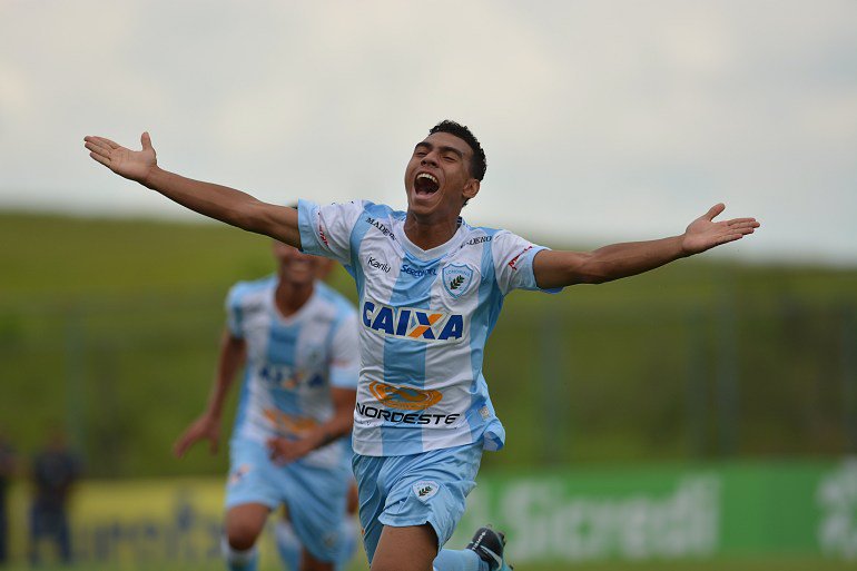 Juniores Londrina vence nos pênaltis e avança para a terceira fase da Copinha