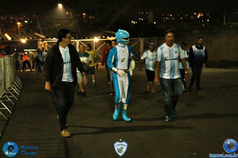 032.jpg