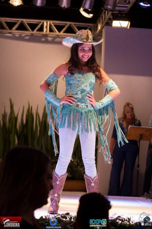 068.jpg